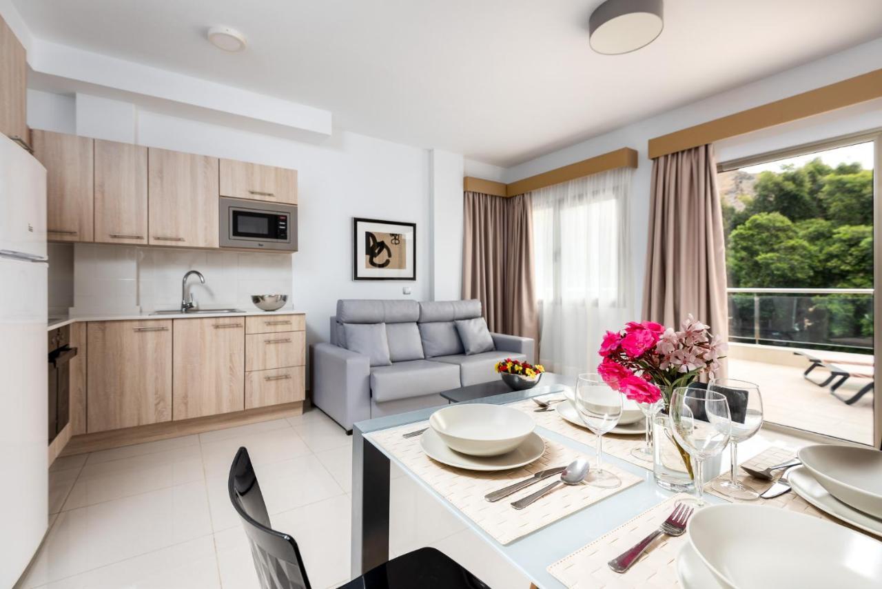 Apartamentos Las Palmeras بويرتو دي موغان المظهر الخارجي الصورة