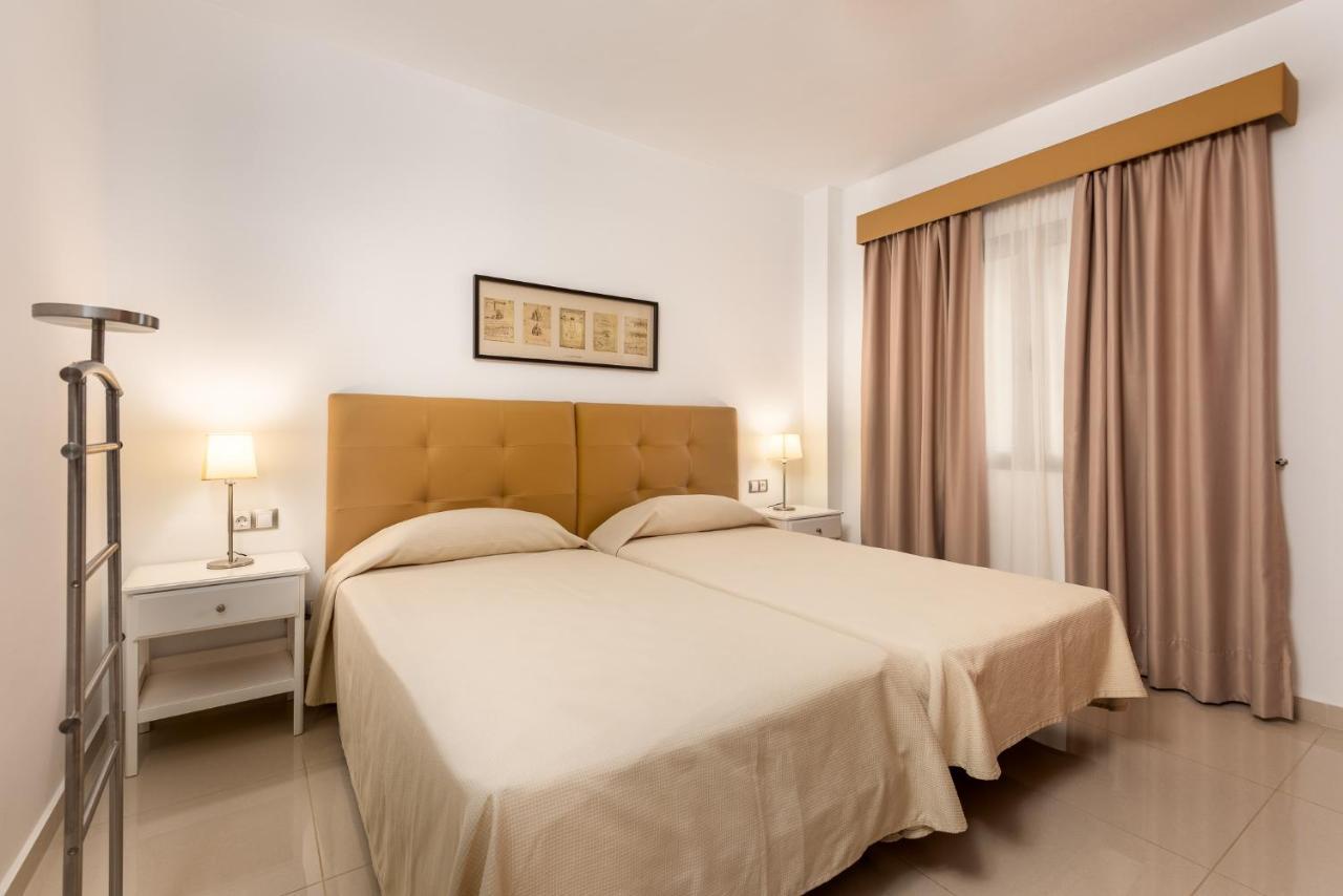 Apartamentos Las Palmeras بويرتو دي موغان المظهر الخارجي الصورة